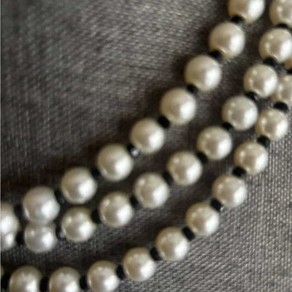 Vintage Pearl Flower Pendant Statement Necklace